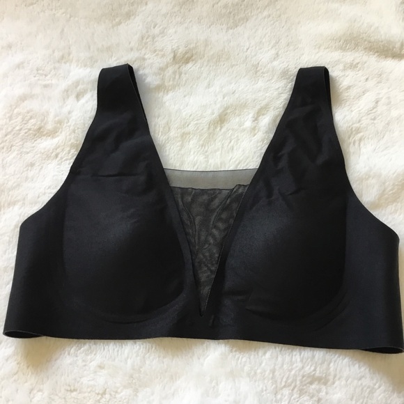 Other - Elegant Black Women's Seamless Bra